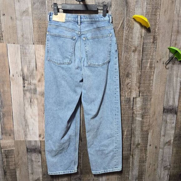 Classic Light Blue Women's Jeans - Picture 2 of 4